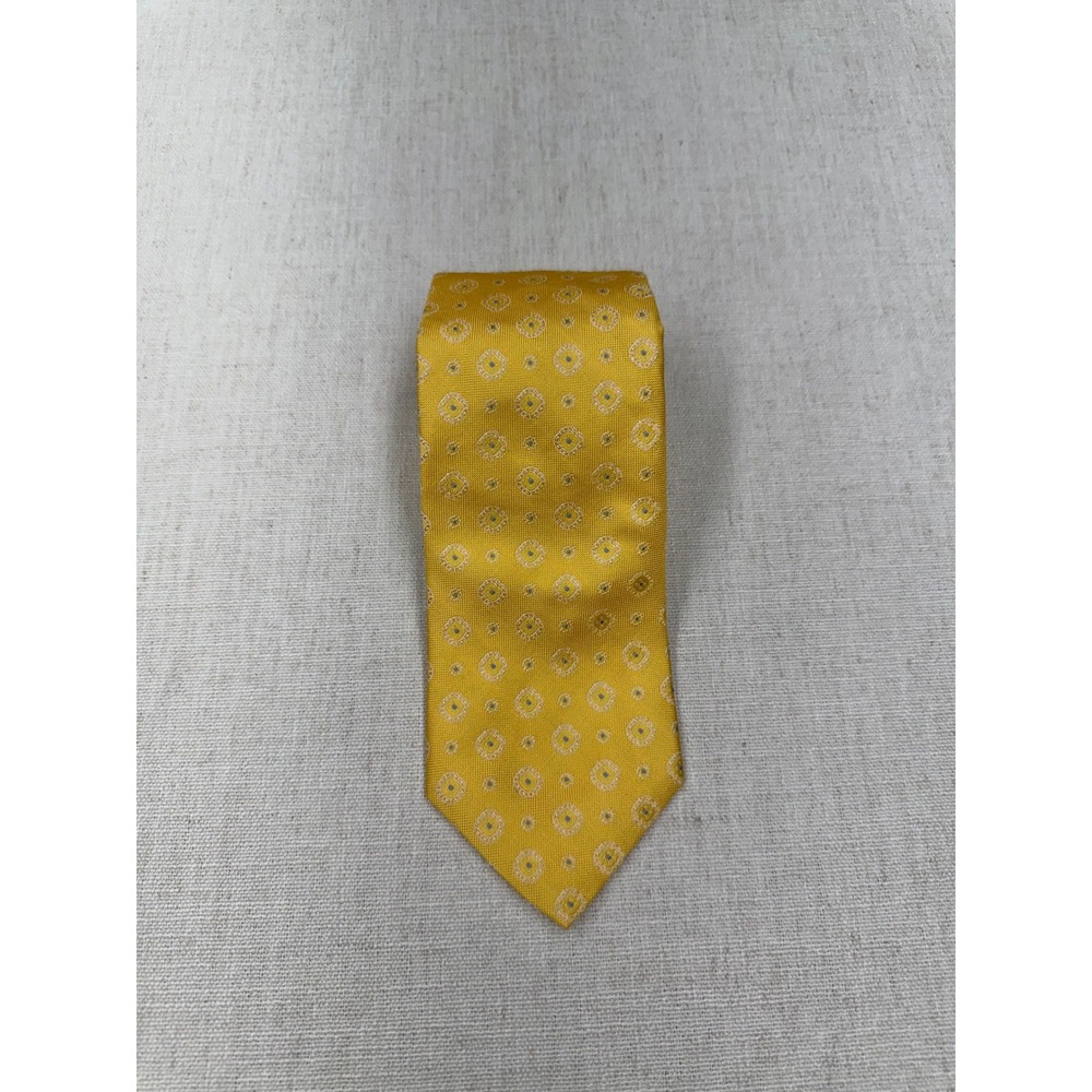 Brooks Brothers Mens Yellow Silk Medallion Geometric Necktie Made in USA